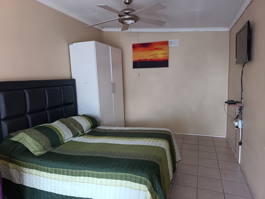 To Let 1 Bedroom Property for Rent in Valhalla Gauteng