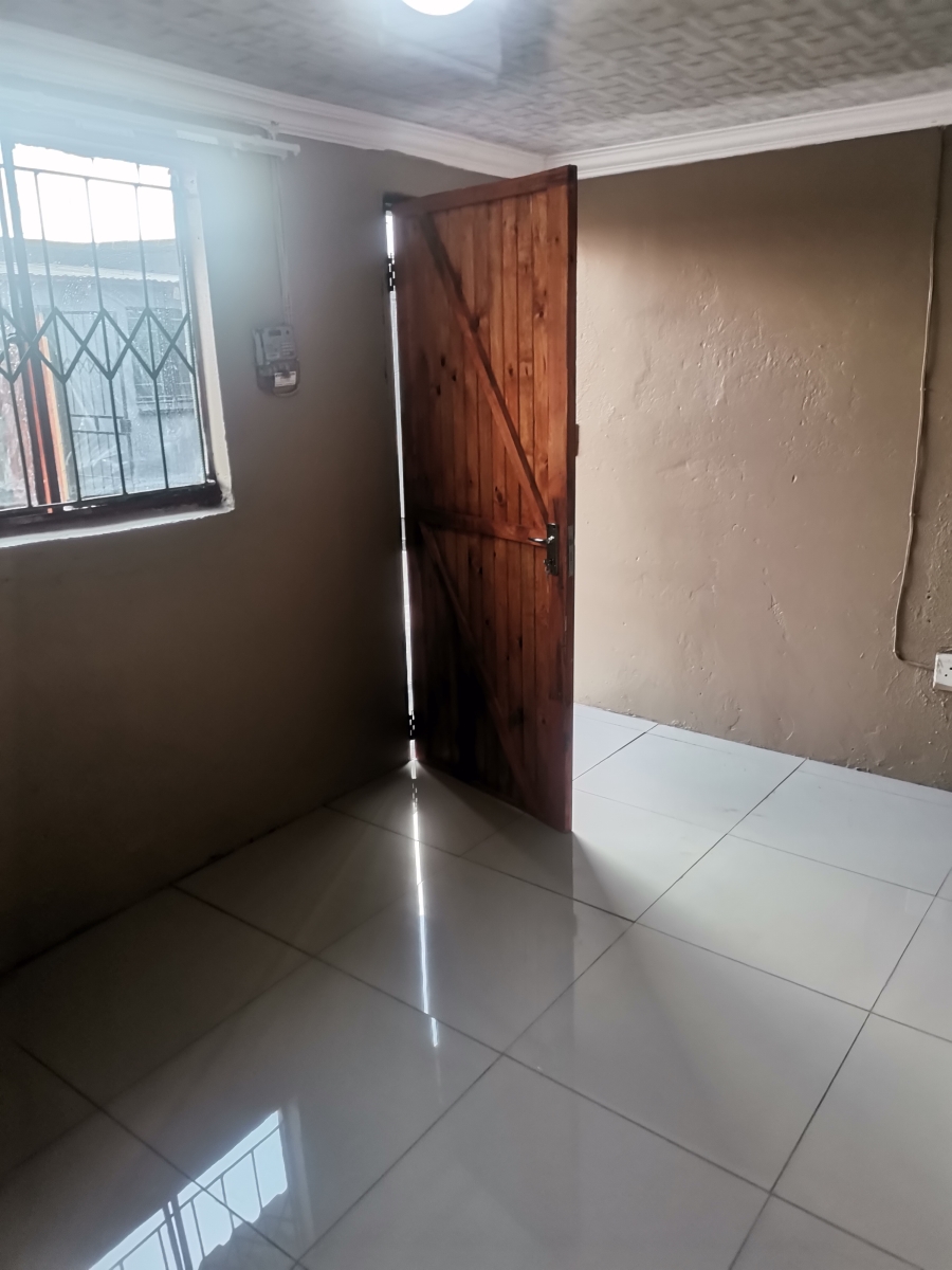 Room for rent in Jiyana Gauteng. Listed by PropertyCentral