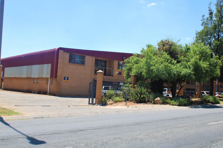 To Let commercial Property for Rent in Laser Park Gauteng