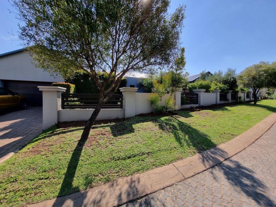 3 Bedroom Property for Sale in Copperleaf Estate Gauteng