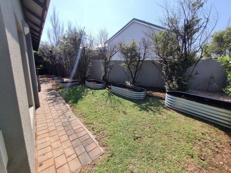 3 Bedroom Property for Sale in Copperleaf Estate Gauteng