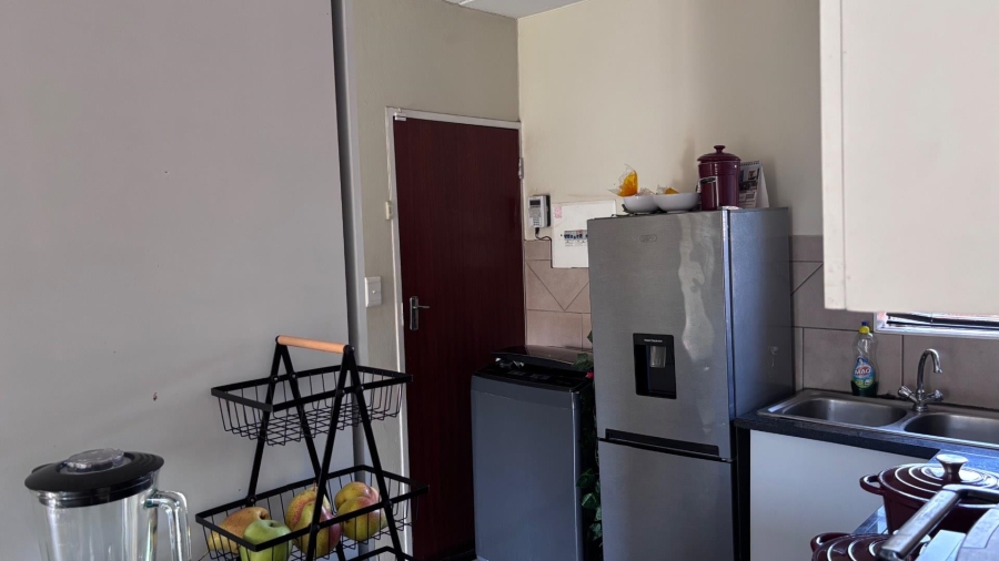 To Let 2 Bedroom Property for Rent in Clarina Gauteng
