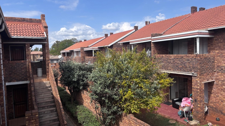 To Let 2 Bedroom Property for Rent in Clarina Gauteng