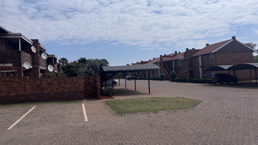 To Let 2 Bedroom Property for Rent in Clarina Gauteng
