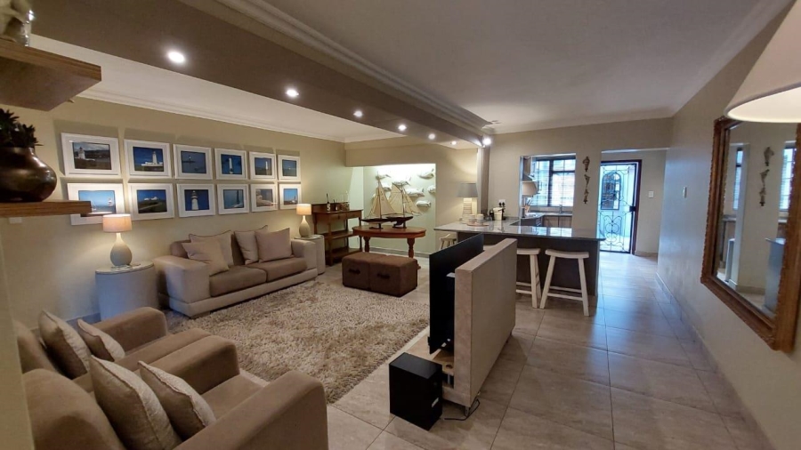 To Let 1 Bedroom Property for Rent in Waterkloof Ridge Gauteng