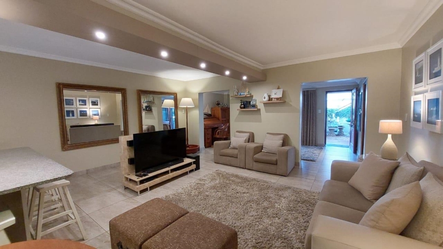 To Let 1 Bedroom Property for Rent in Waterkloof Ridge Gauteng