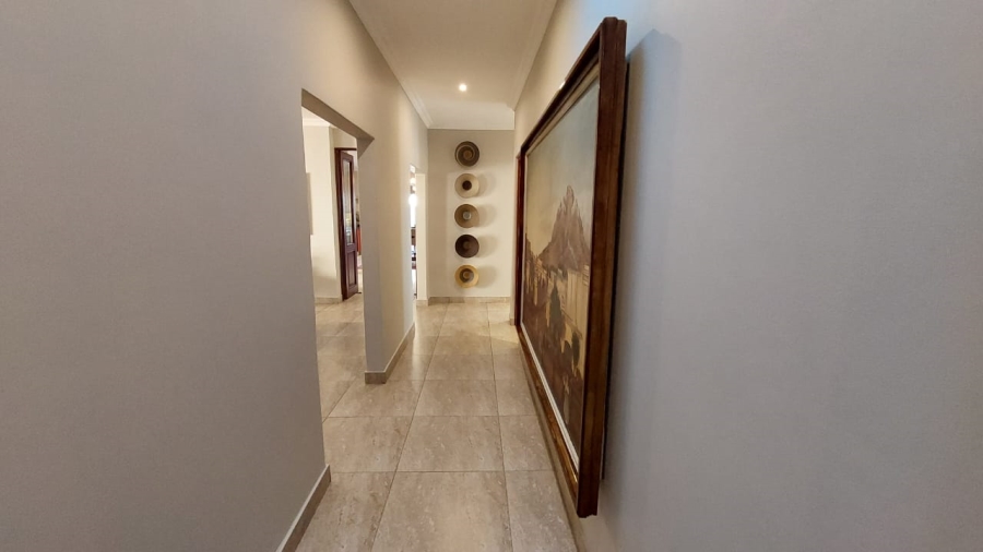 2 Bedroom Property for Sale in Waterkloof Gauteng