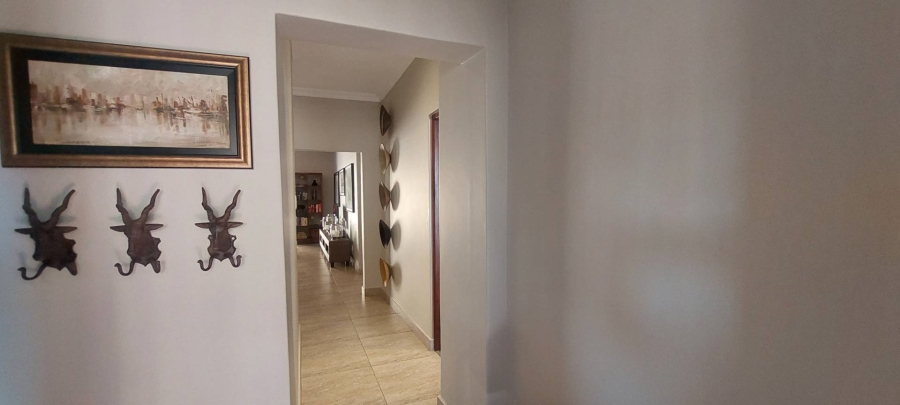 2 Bedroom Property for Sale in Waterkloof Gauteng