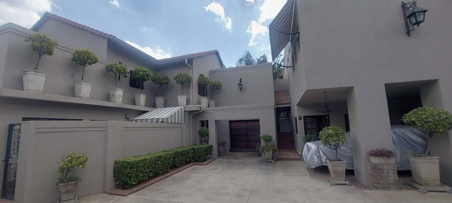 To Let 2 Bedroom Property for Rent in Waterkloof Ridge Gauteng