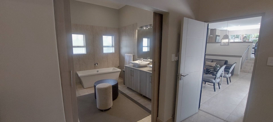 To Let 2 Bedroom Property for Rent in Waterkloof Ridge Gauteng