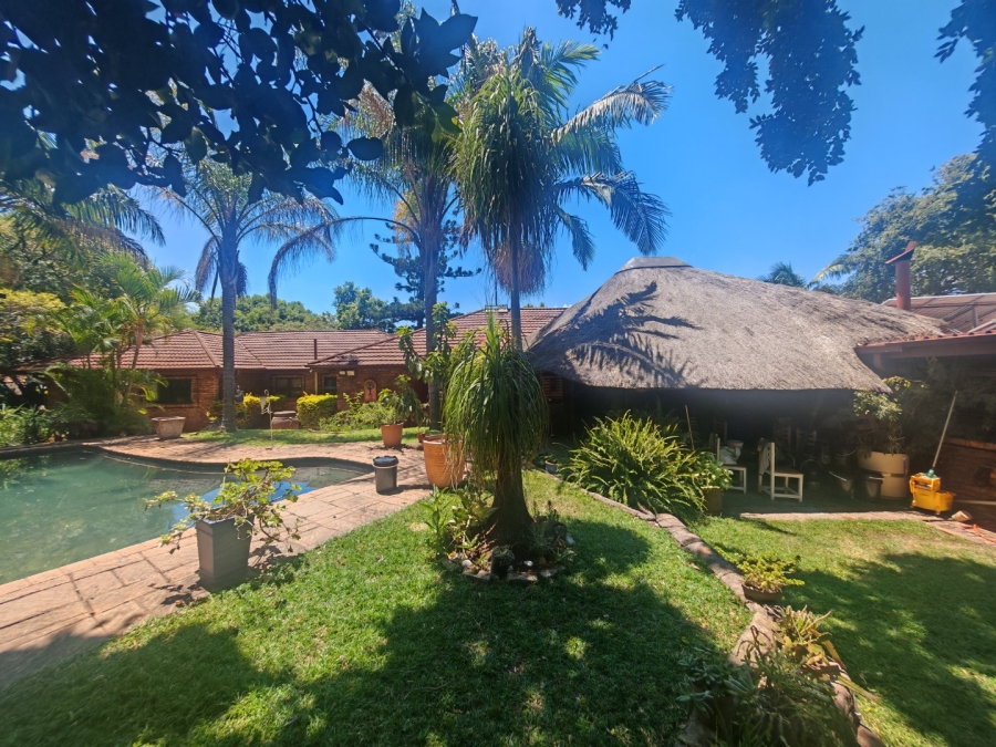 7 Bedroom Property for Sale in Florauna Gauteng