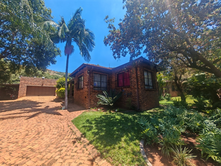 7 Bedroom Property for Sale in Florauna Gauteng
