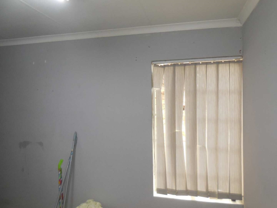 To Let Commercial Property for Rent in Garsfontein Gauteng