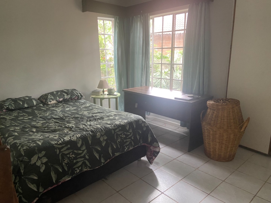 6 Bedroom Property for Sale in Zwartkop Gauteng