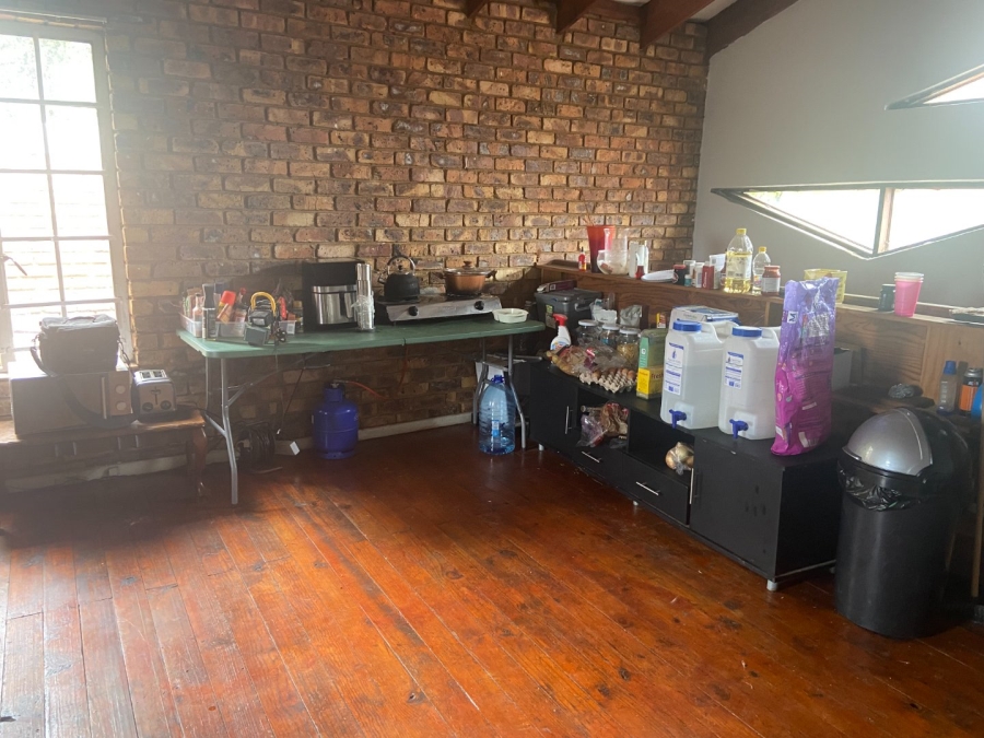 6 Bedroom Property for Sale in Zwartkop Gauteng