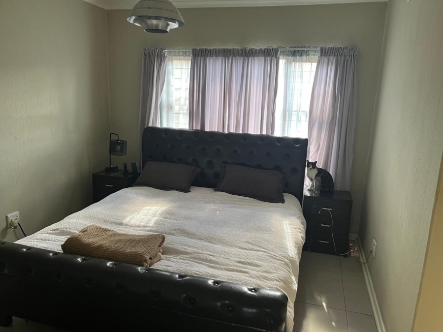 To Let 2 Bedroom Property for Rent in Hughes Gauteng
