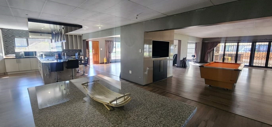 4 Bedroom Property for Sale in Mantevrede Gauteng