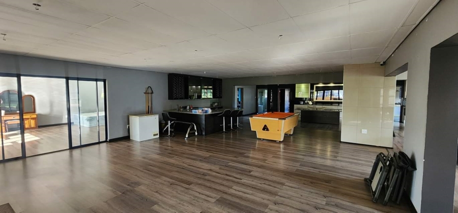 4 Bedroom Property for Sale in Mantevrede Gauteng