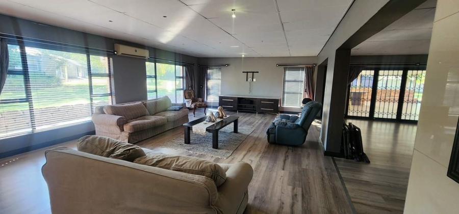 4 Bedroom Property for Sale in Mantevrede Gauteng