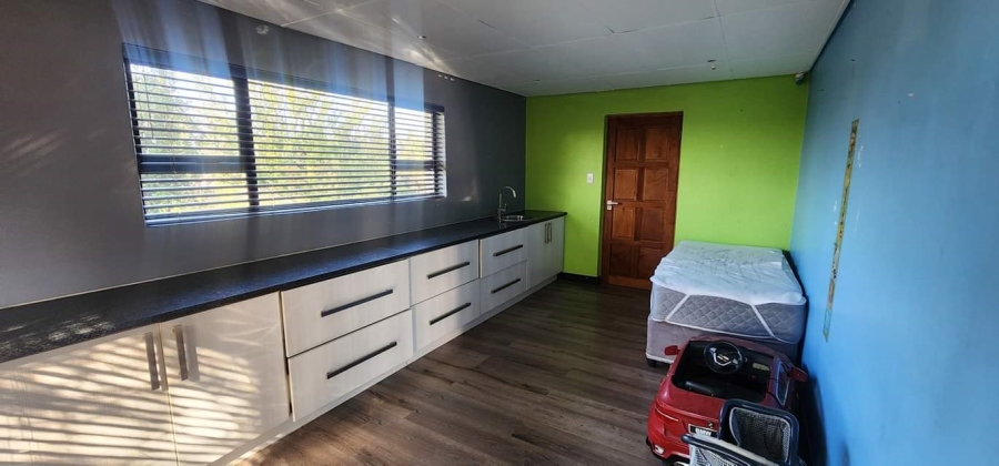 4 Bedroom Property for Sale in Mantevrede Gauteng