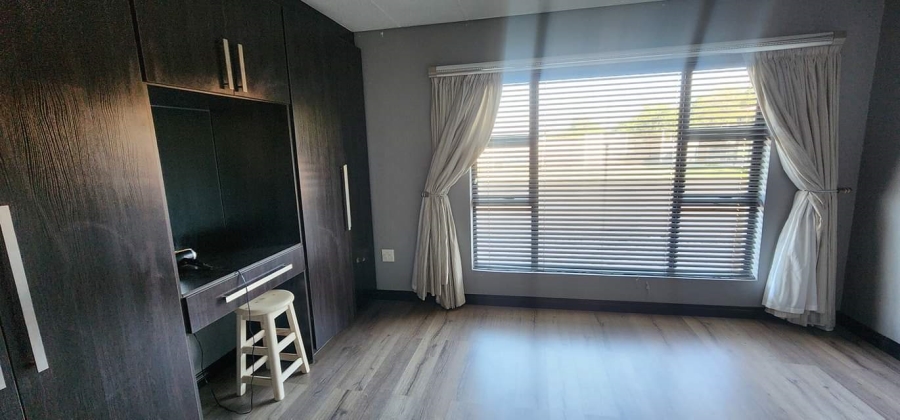 4 Bedroom Property for Sale in Mantevrede Gauteng