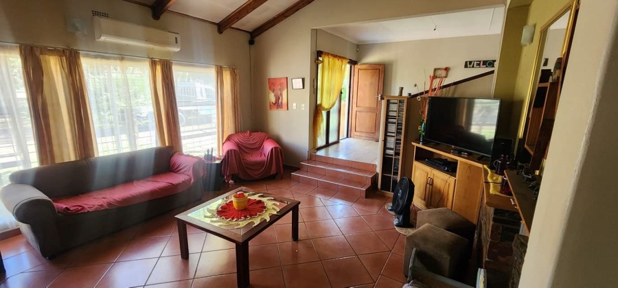 4 Bedroom Property for Sale in Mantevrede Gauteng