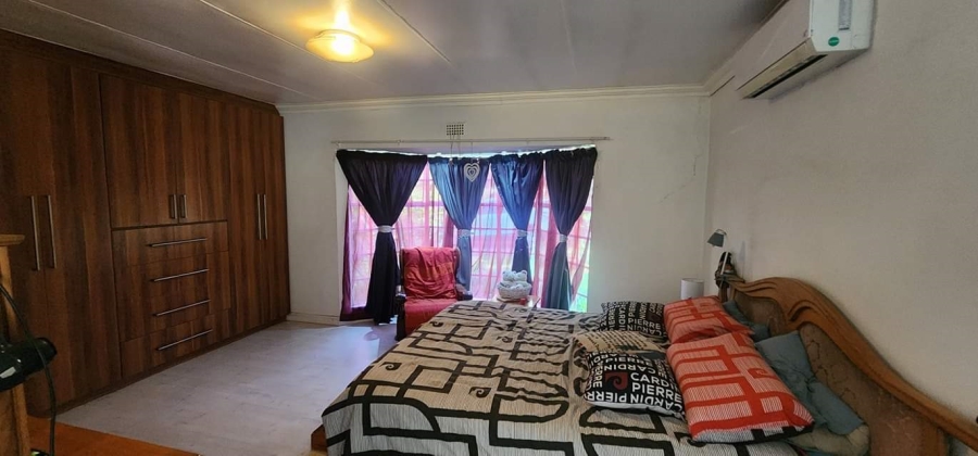 4 Bedroom Property for Sale in Mantevrede Gauteng