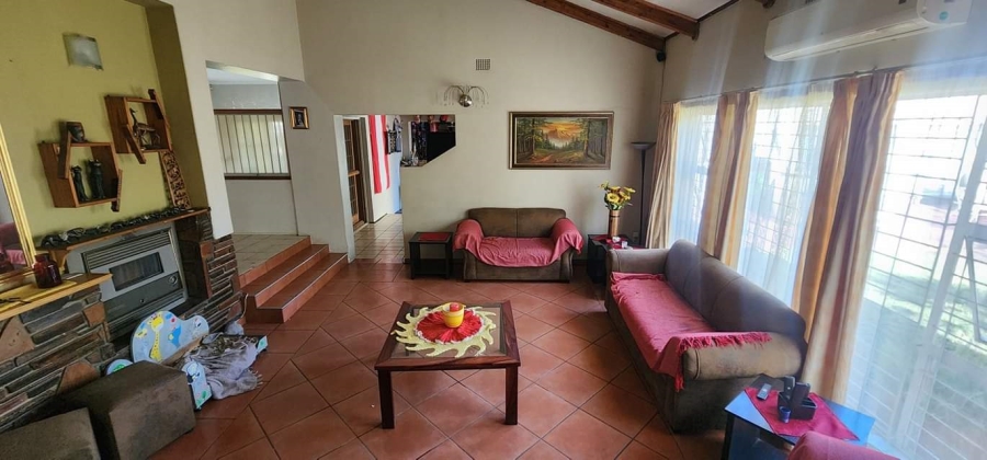 4 Bedroom Property for Sale in Mantevrede Gauteng