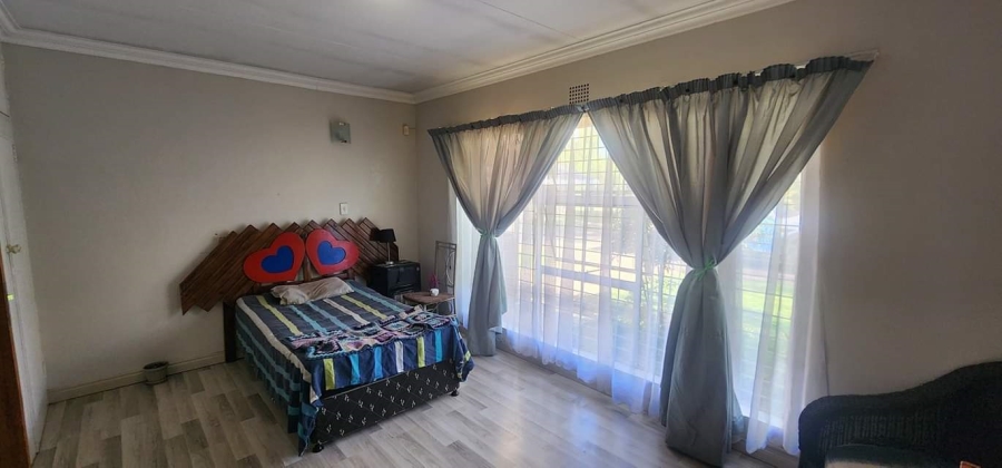 4 Bedroom Property for Sale in Mantevrede Gauteng