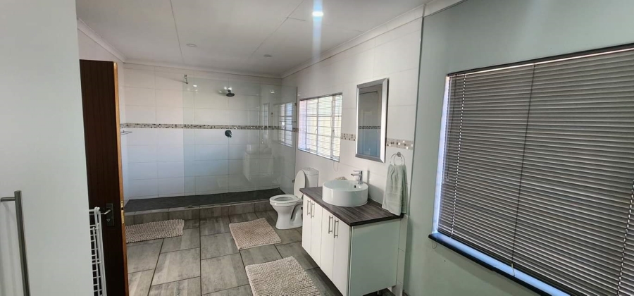 4 Bedroom Property for Sale in Mantevrede Gauteng