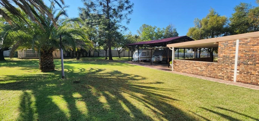 4 Bedroom Property for Sale in Mantevrede Gauteng