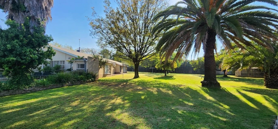 4 Bedroom Property for Sale in Mantevrede Gauteng