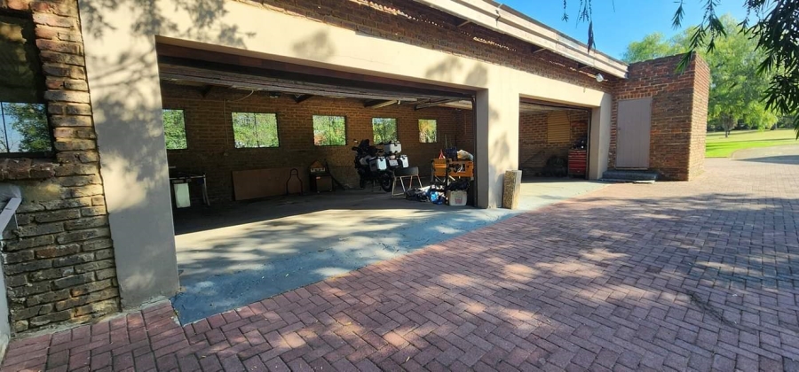 4 Bedroom Property for Sale in Mantevrede Gauteng