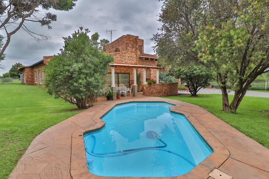 0 Bedroom Property for Sale in Kameeldrift West Gauteng