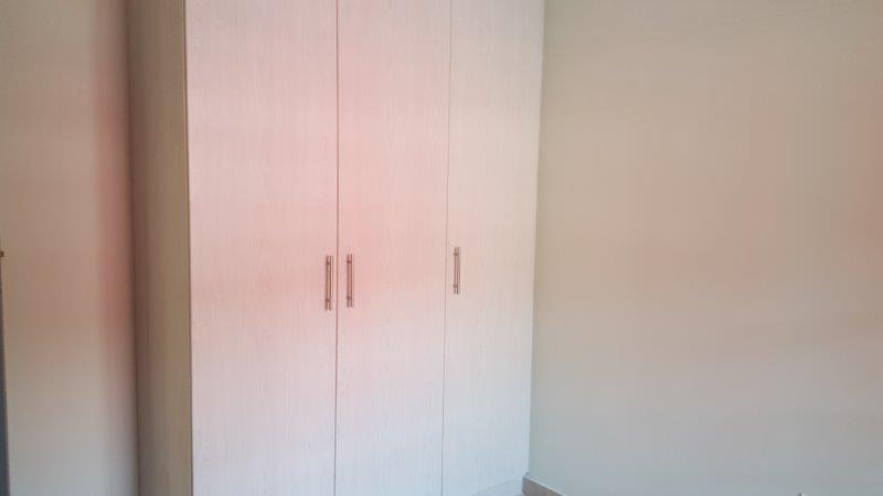 To Let 2 Bedroom Property for Rent in Noordwyk Gauteng