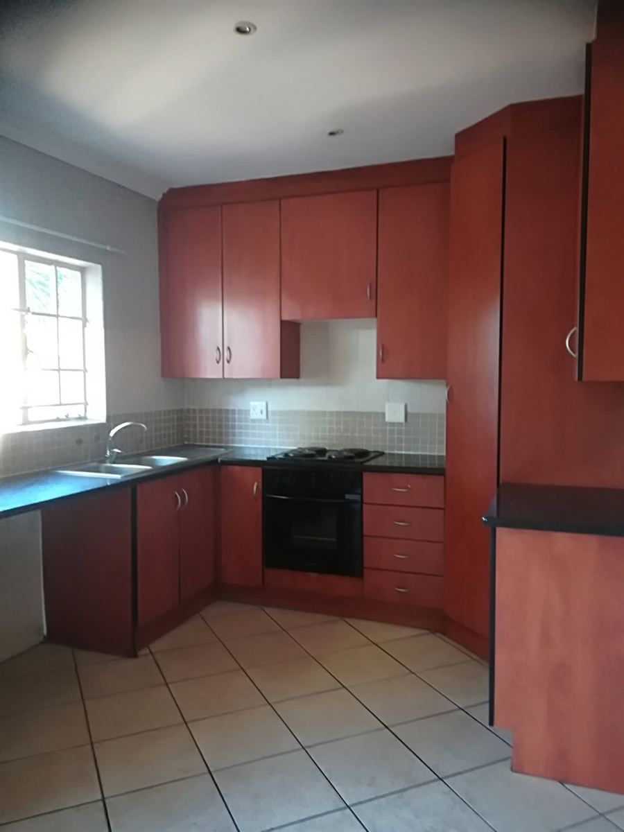 To Let 3 Bedroom Property for Rent in Annlin Gauteng