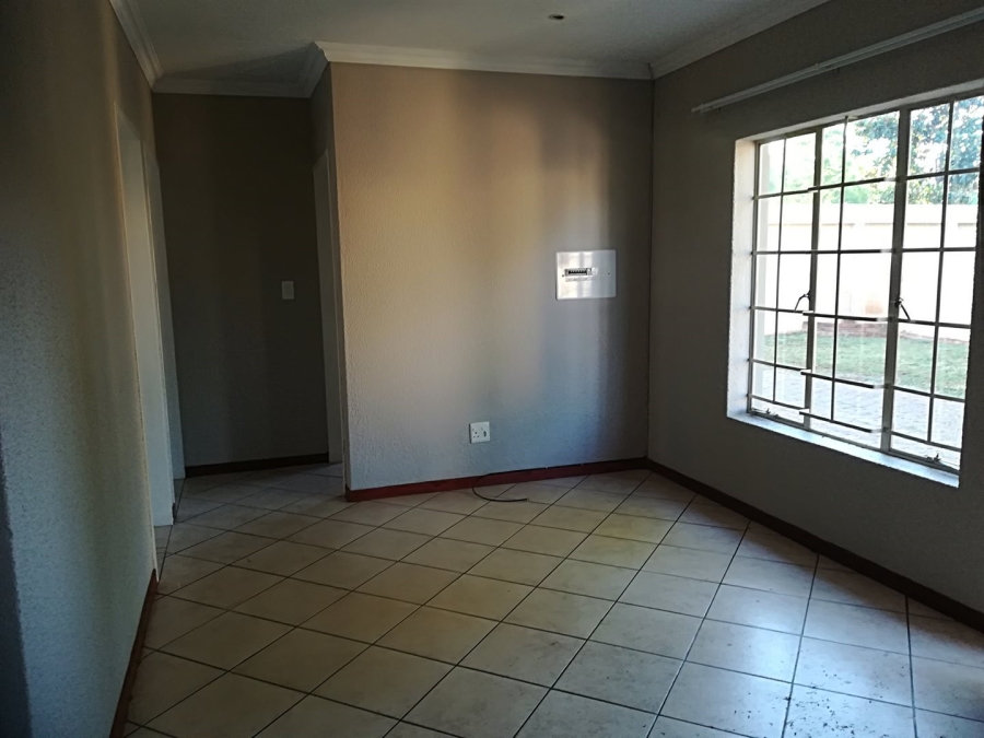 To Let 3 Bedroom Property for Rent in Annlin Gauteng