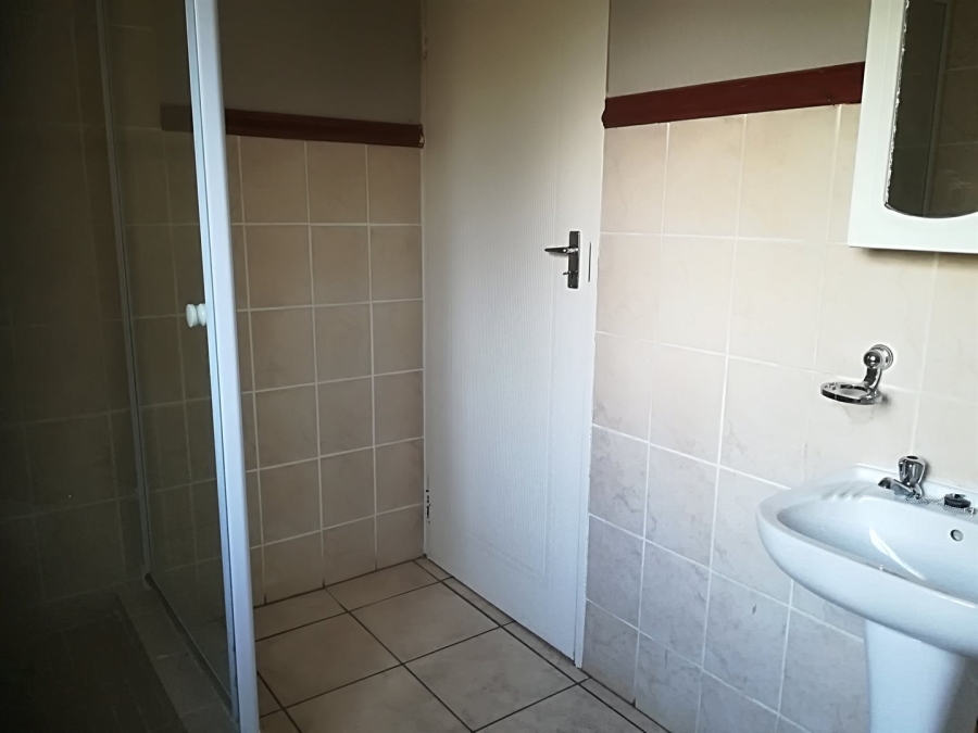 To Let 3 Bedroom Property for Rent in Annlin Gauteng