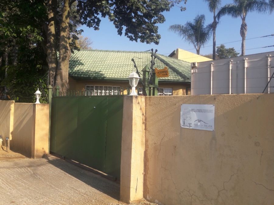 Commercial Property for Sale in Constantia Park Gauteng