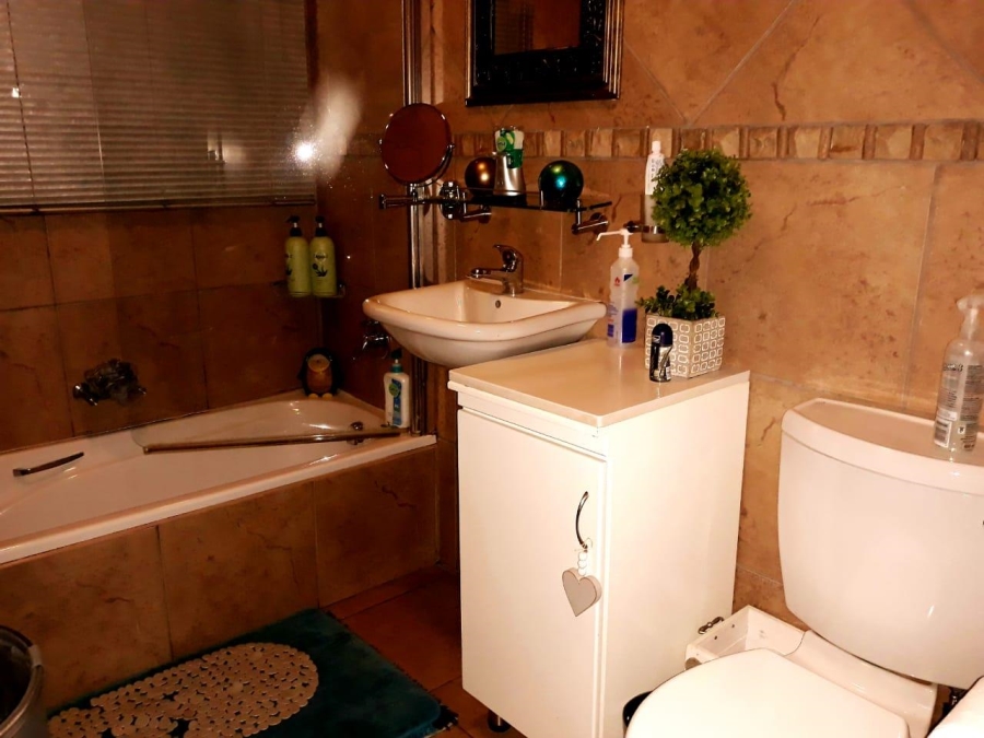 0 Bedroom Property for Sale in Kameeldrift East Gauteng