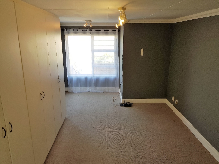 3 Bedroom Property for Sale in Meyerton Central Gauteng