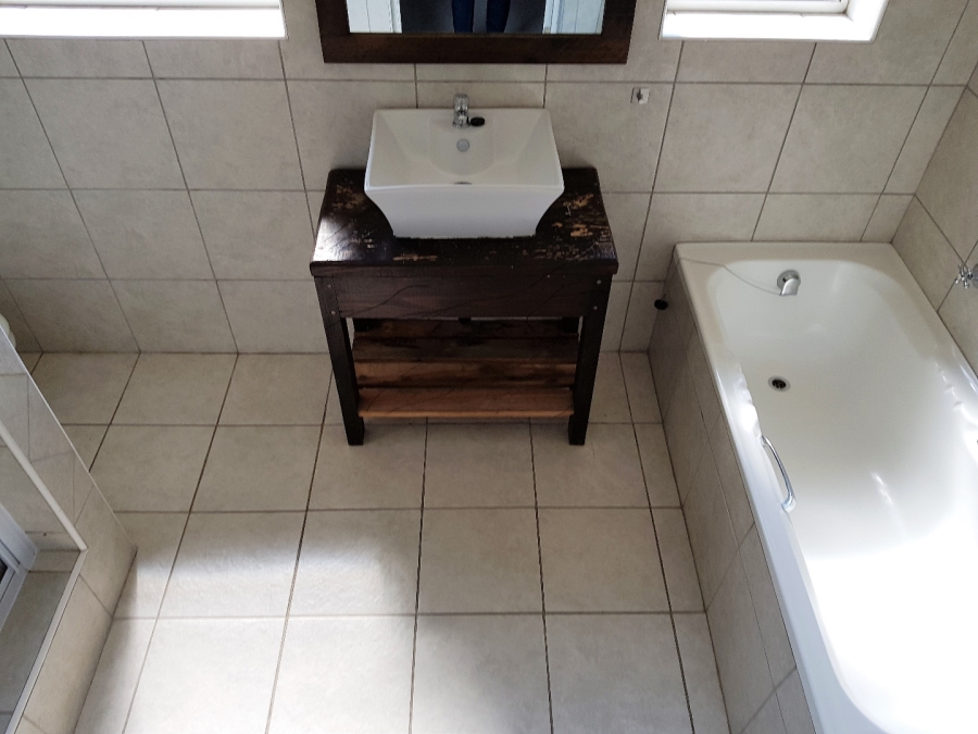 3 Bedroom Property for Sale in Meyerton Central Gauteng