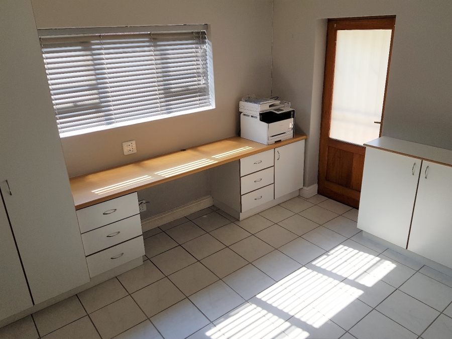 3 Bedroom Property for Sale in Meyerton Central Gauteng
