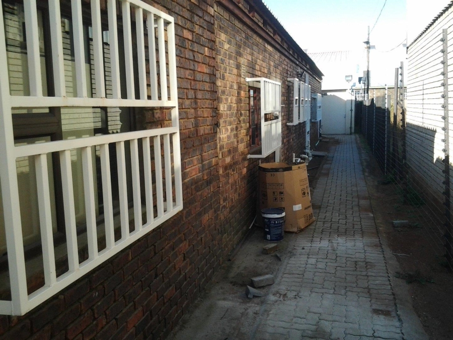 Commercial Property for Sale in Noldick Gauteng