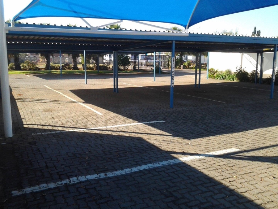 Commercial Property for Sale in Noldick Gauteng