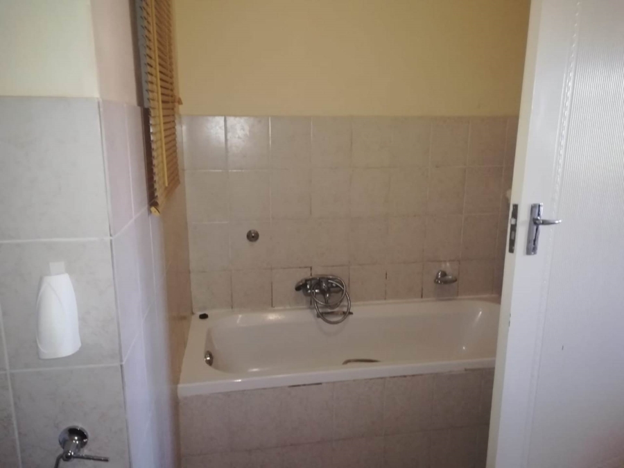 1 Bedroom Property for Sale in Norkem Park Gauteng