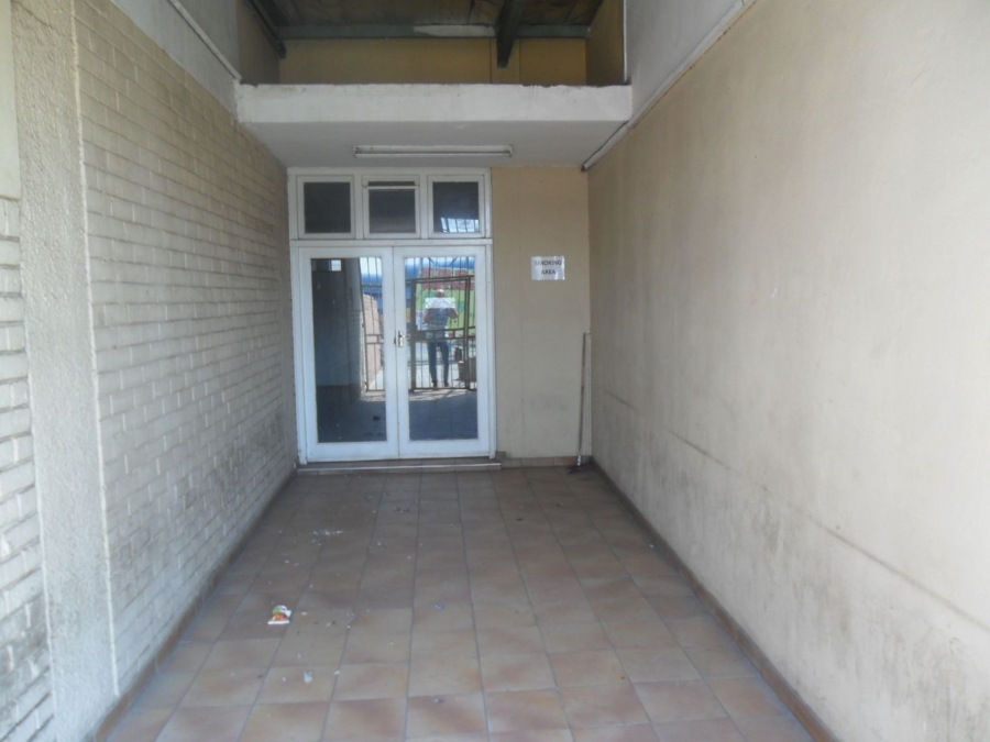 To Let 1 Bedroom Property for Rent in East Lynne Gauteng