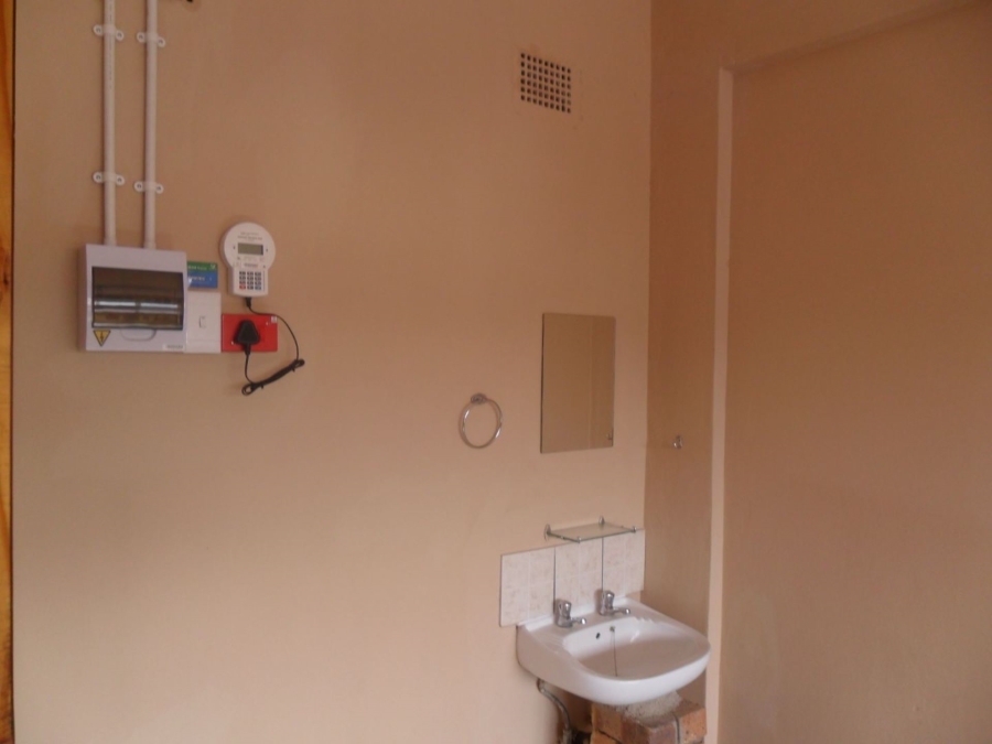 To Let 1 Bedroom Property for Rent in East Lynne Gauteng