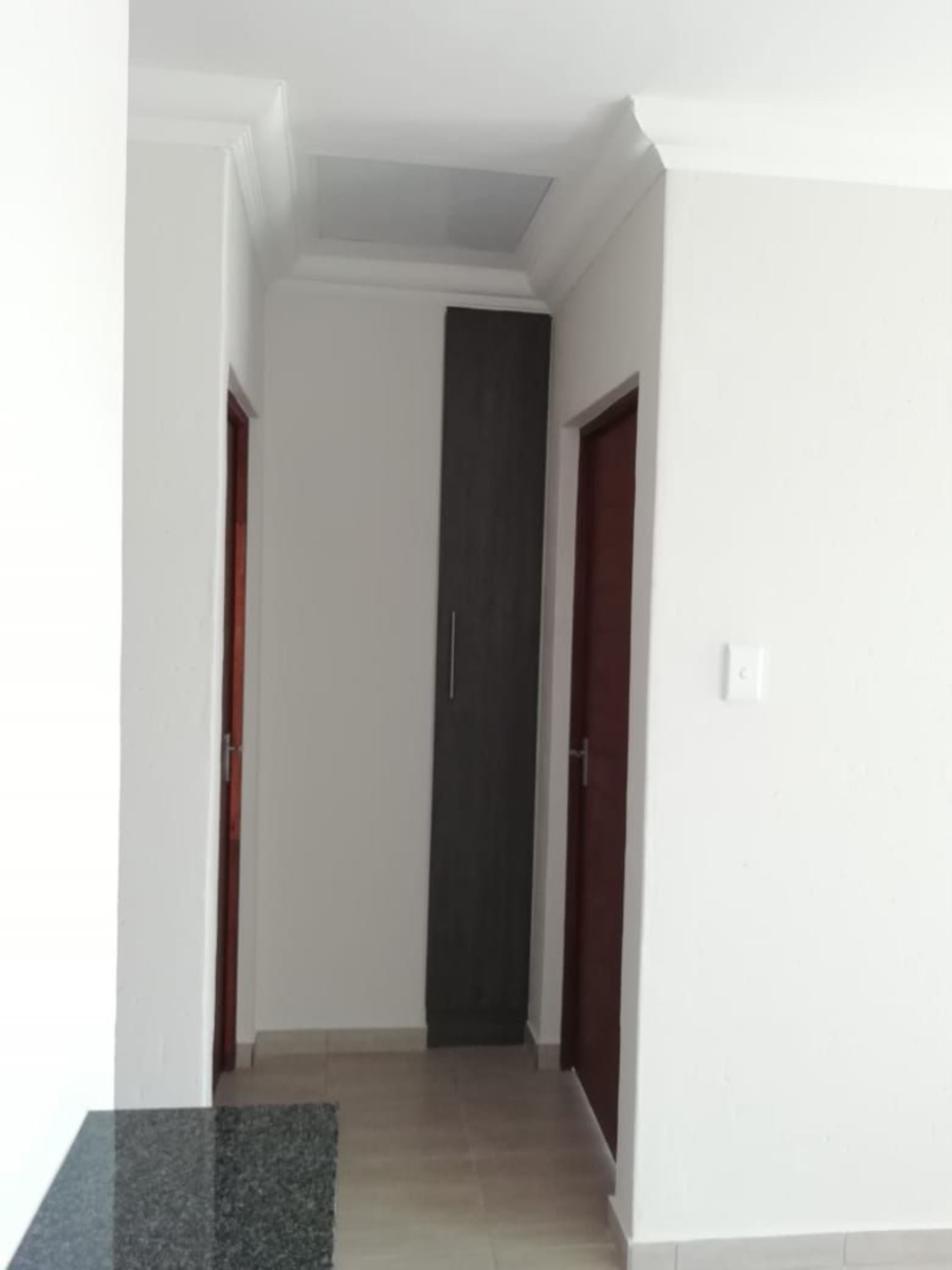 2 Bedroom Property for Sale in Terenure Gauteng