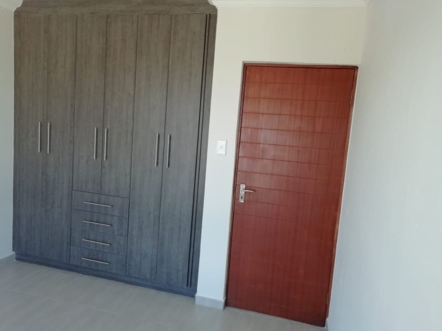 2 Bedroom Property for Sale in Terenure Gauteng